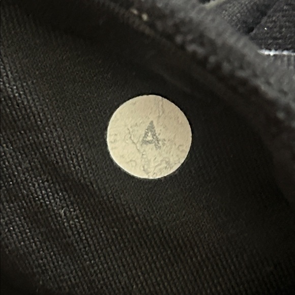 LULULEMON Wunder Under Reversible Crop Leggings - Picture 2 of 5